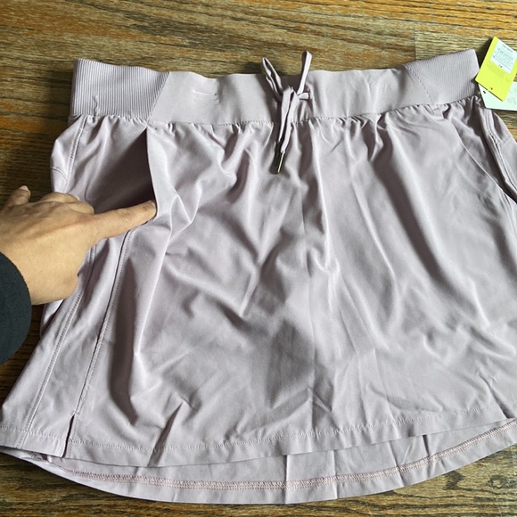 NWT all in motion skort - Picture 3 of 6